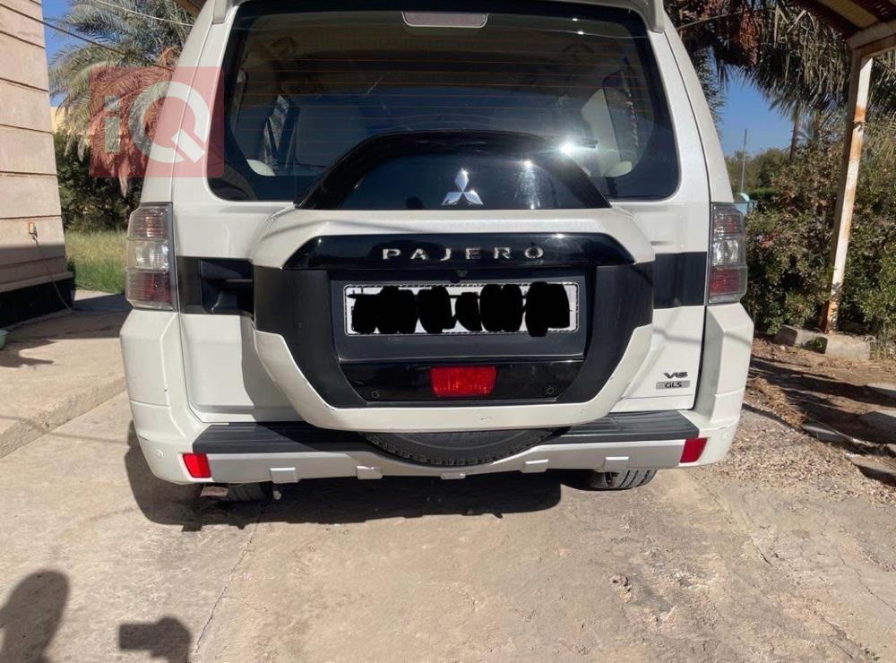 ميتسوبيشي باجيرو